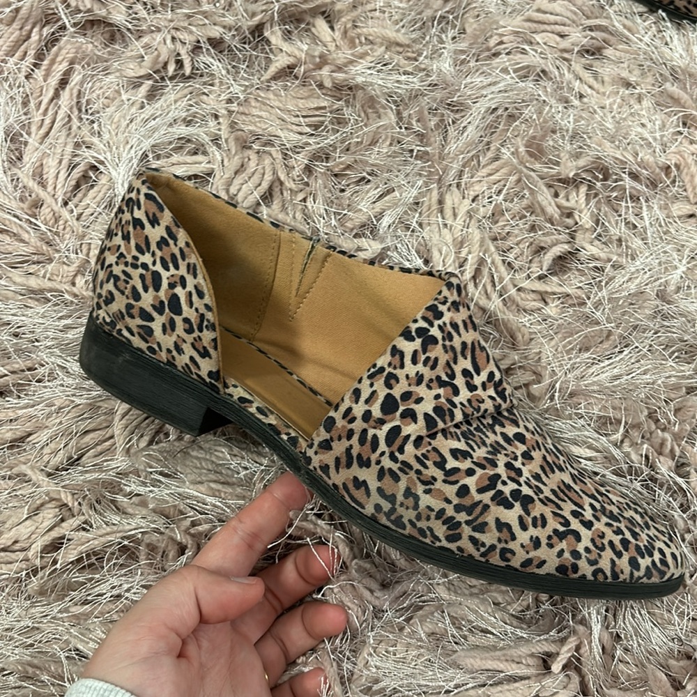 Leopard Flats - Picture 3 of 3